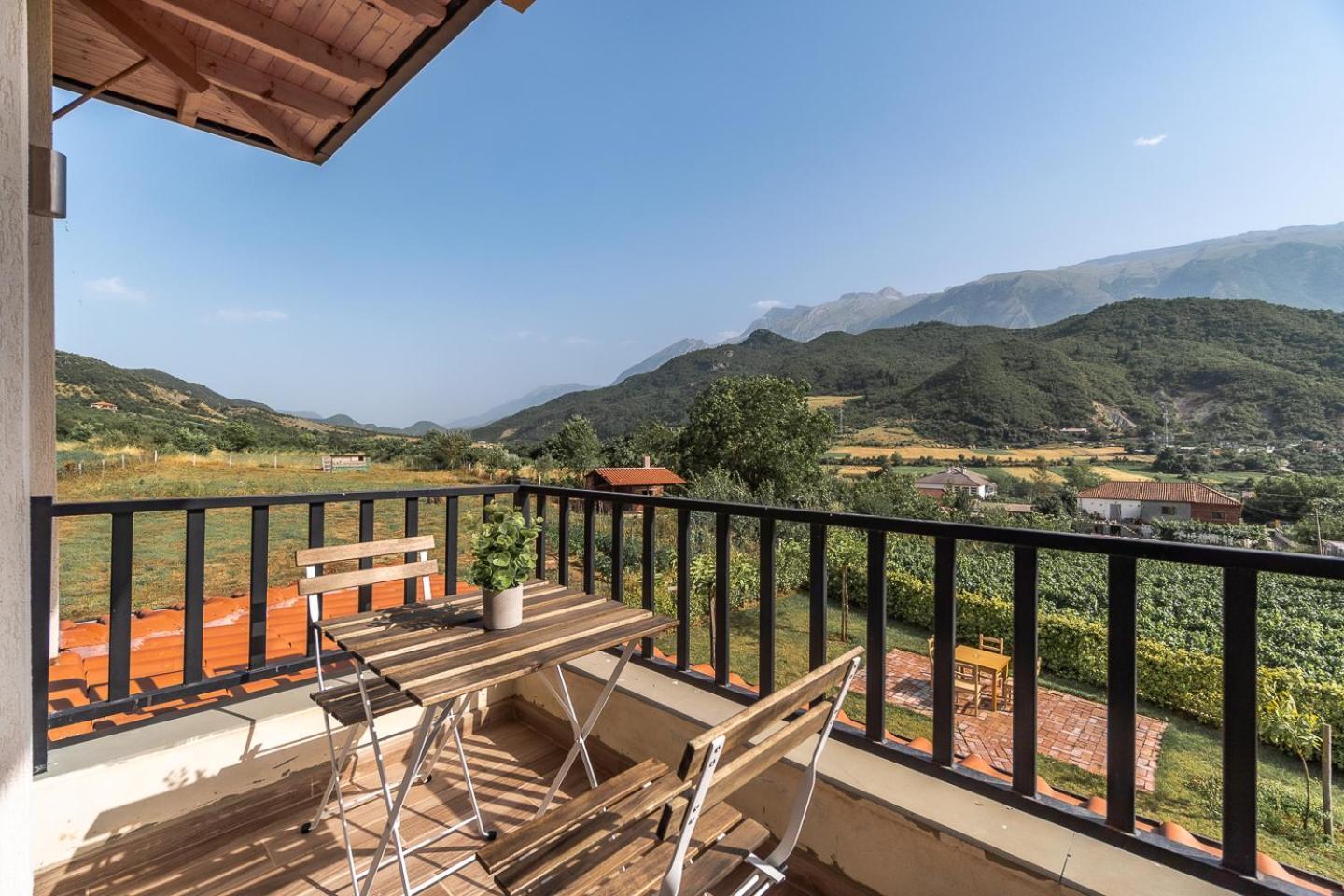 Bujtina Lumo & Pool Villa Përmet Exterior foto