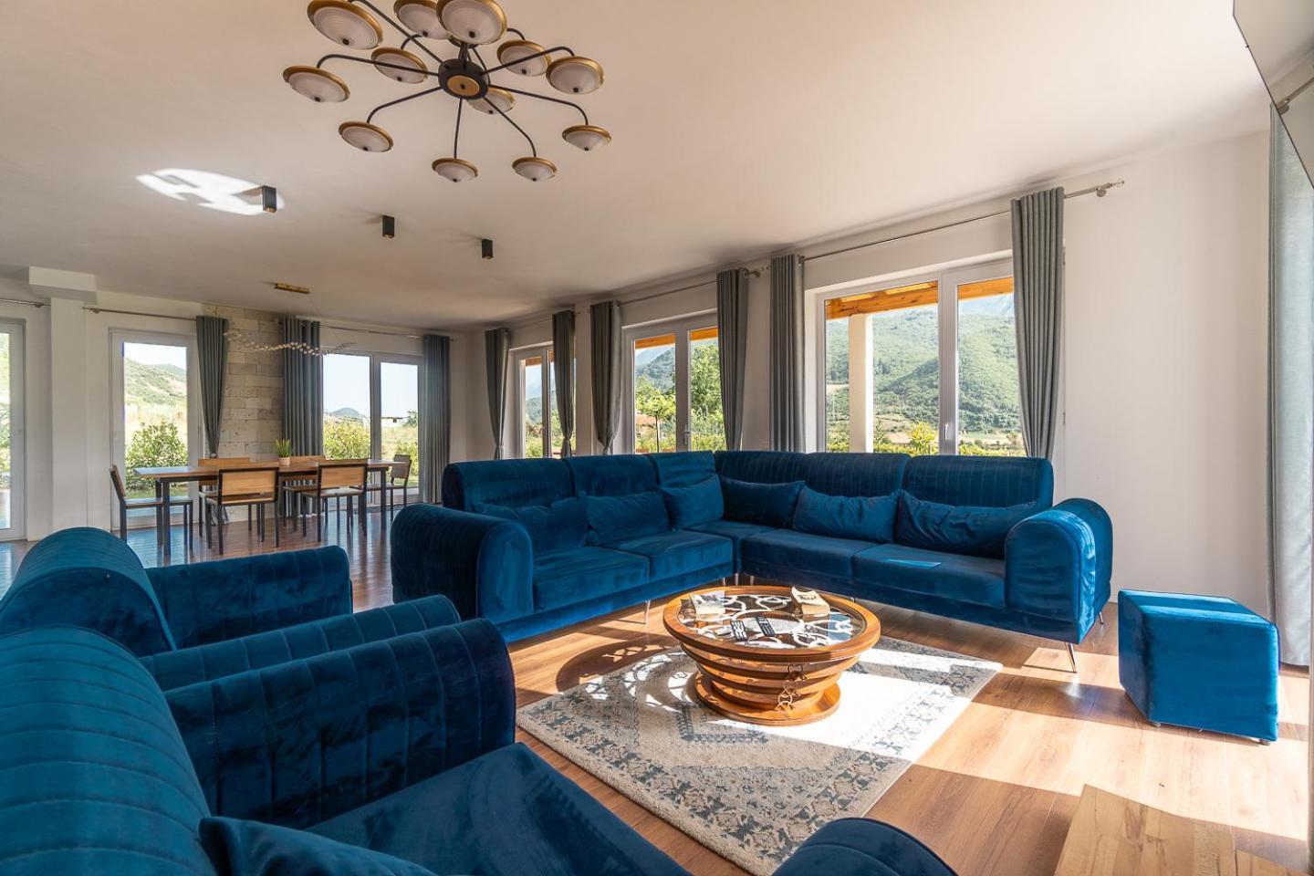 Bujtina Lumo & Pool Villa Përmet Exterior foto